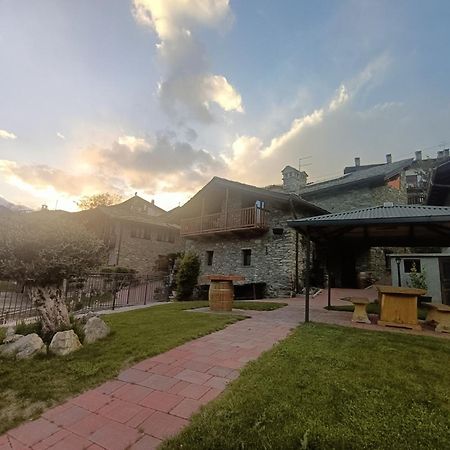 Vila Le Temps Retrouve - Casa Tipica Con Giardino Villeneuve Exteriér fotografie